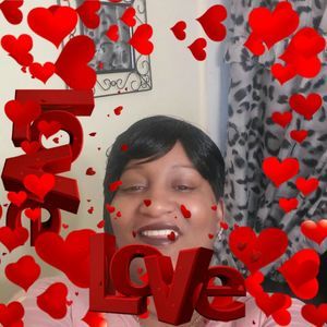 Meet your Posher, Pamela